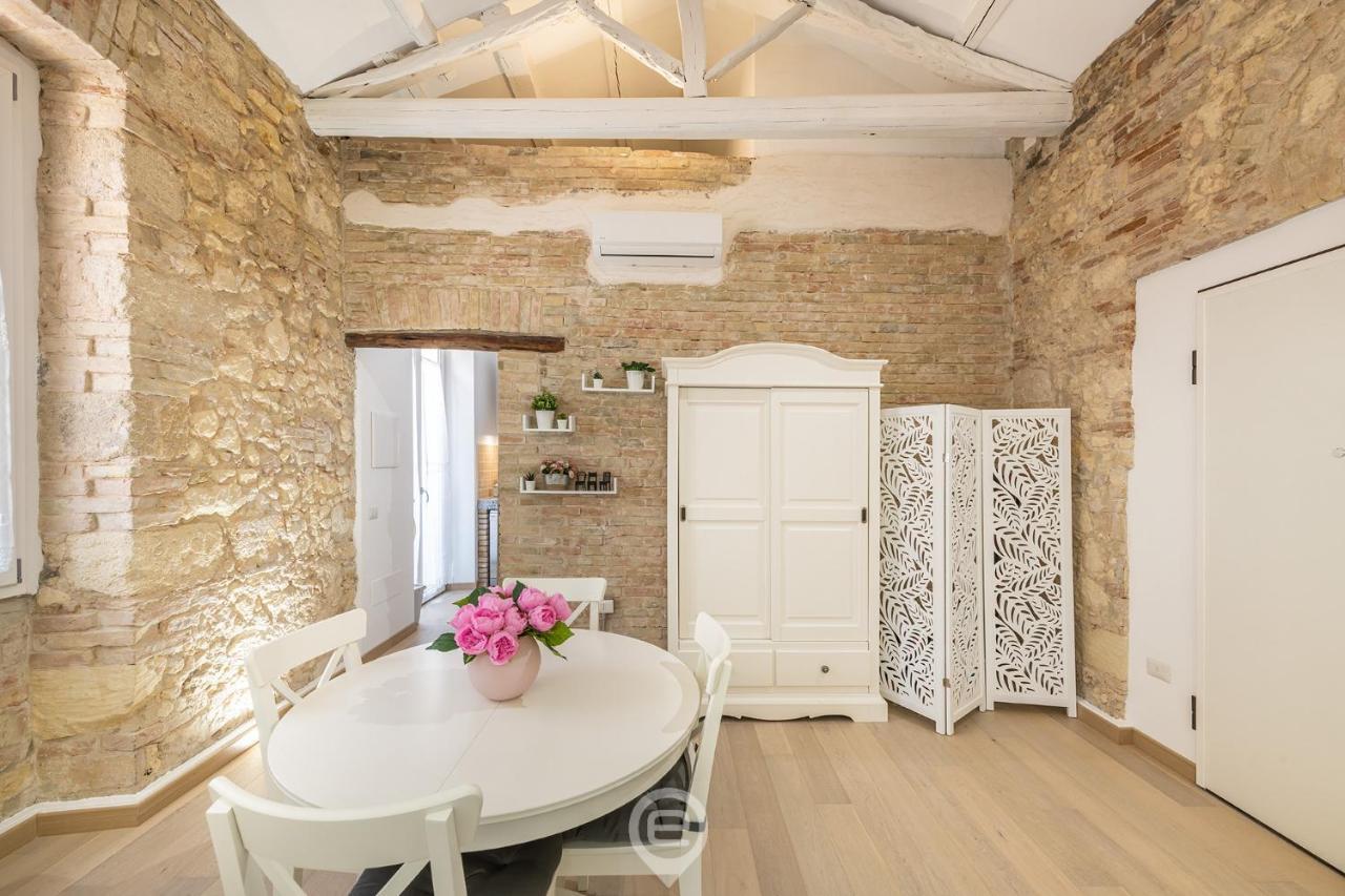 Adriana'S New Loft Διαμέρισμα Κάλιαρι Εξωτερικό φωτογραφία